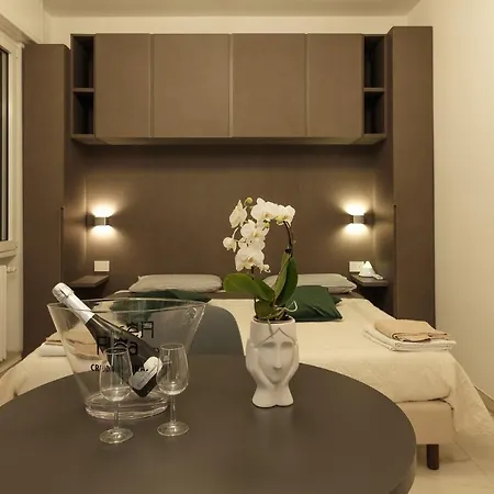 Zeus-08: Splendido Monolocale, Zona San Siro Apartment Milan Exterior photo